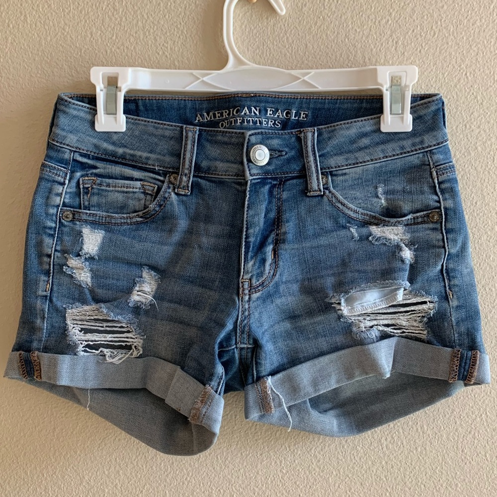 American Eagle ripped jean shorts